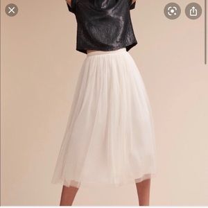 BHLDN Tulle skirt. Right below the knee. Sz 0